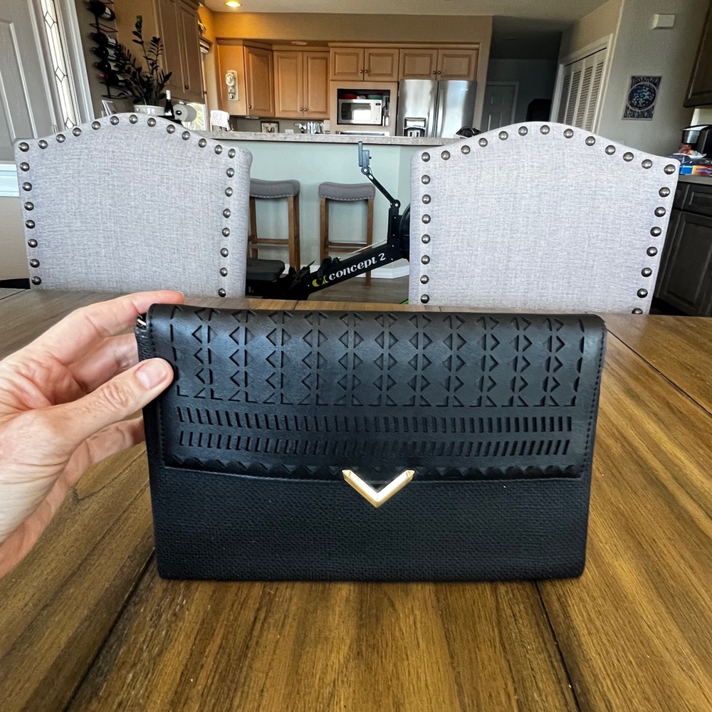 Stella & Dot Always By Your Side clutch
